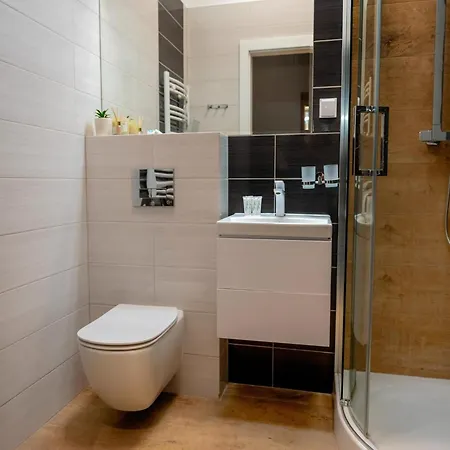 Apartment Spacious Near The Sea,
